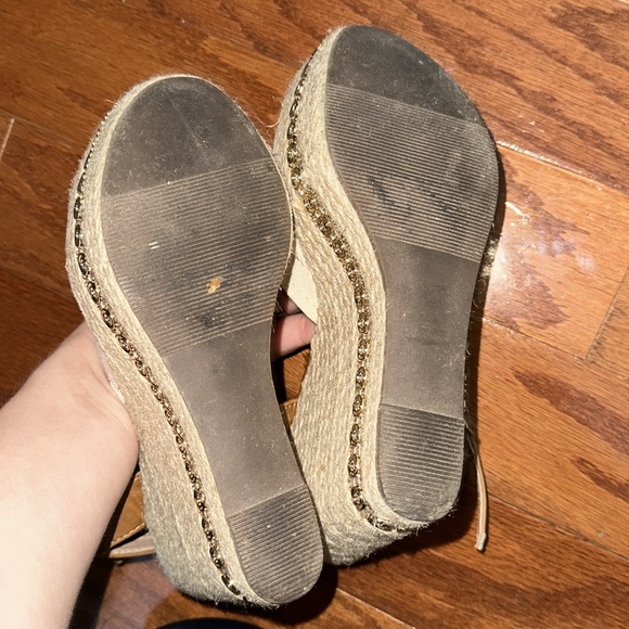 Espadrilles - Picture 4 of 7